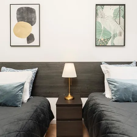 Host Wise - Comfy Minimalist Flat Appartement Porto Buitenkant foto